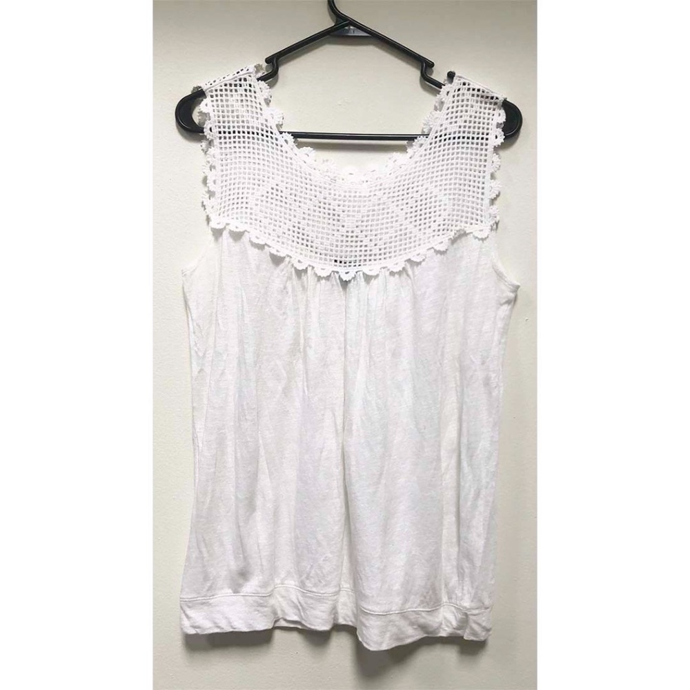 Top Sleeveless with Scoop Neck